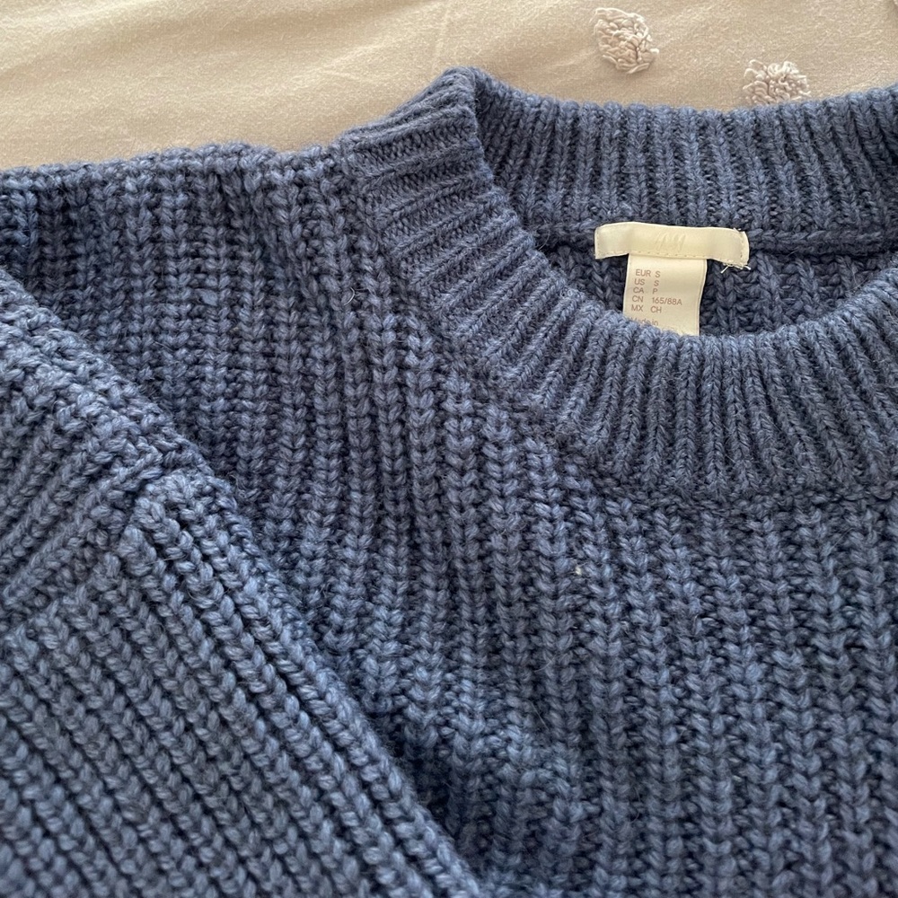 thick navy blue crew neck